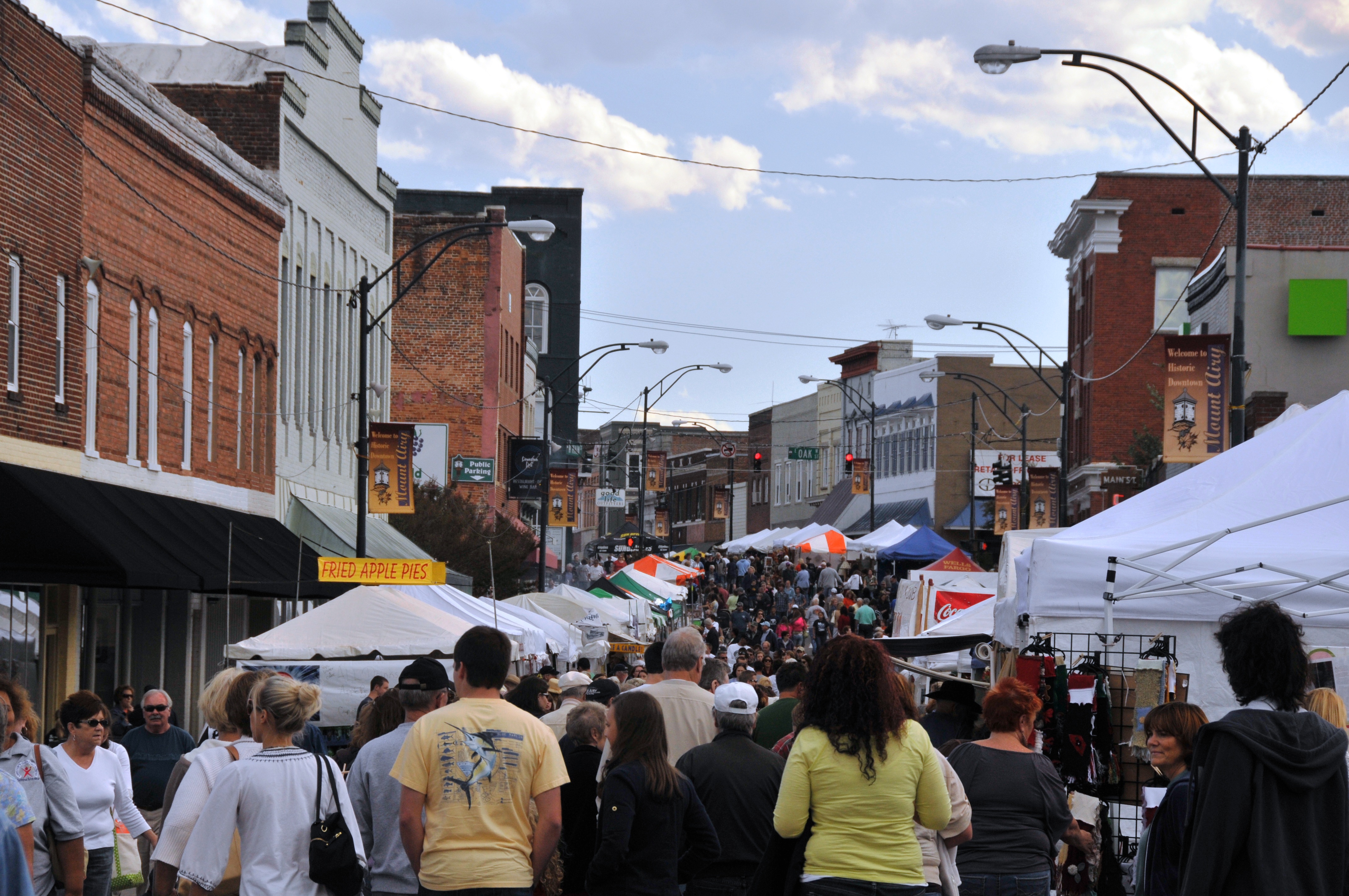 Autumn Leaves Festival in Downtown Mount Airy - Oct. 10-12 | Mayberry, NC